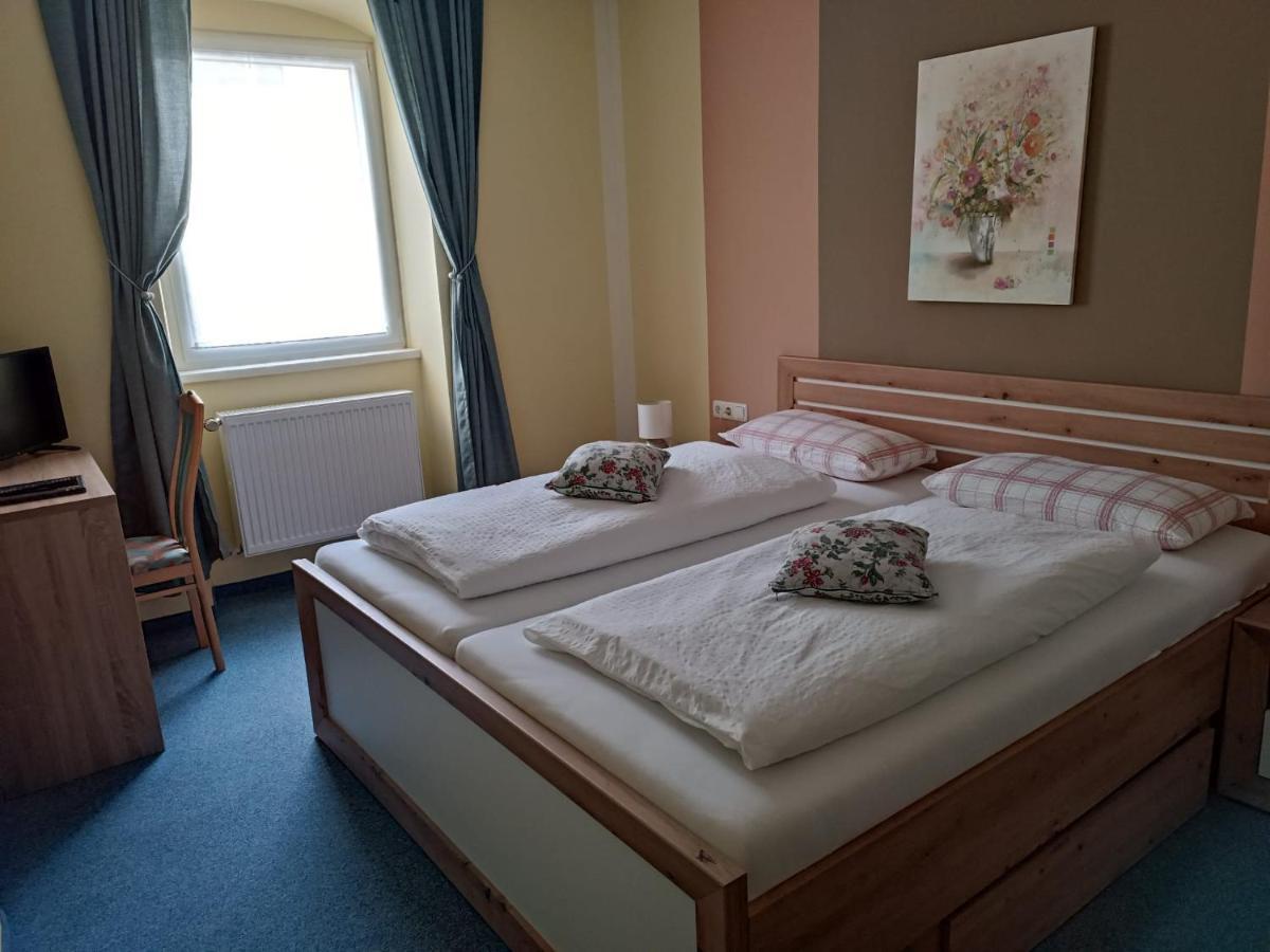 Garni Hotel Post Weißenstadt Εξωτερικό φωτογραφία