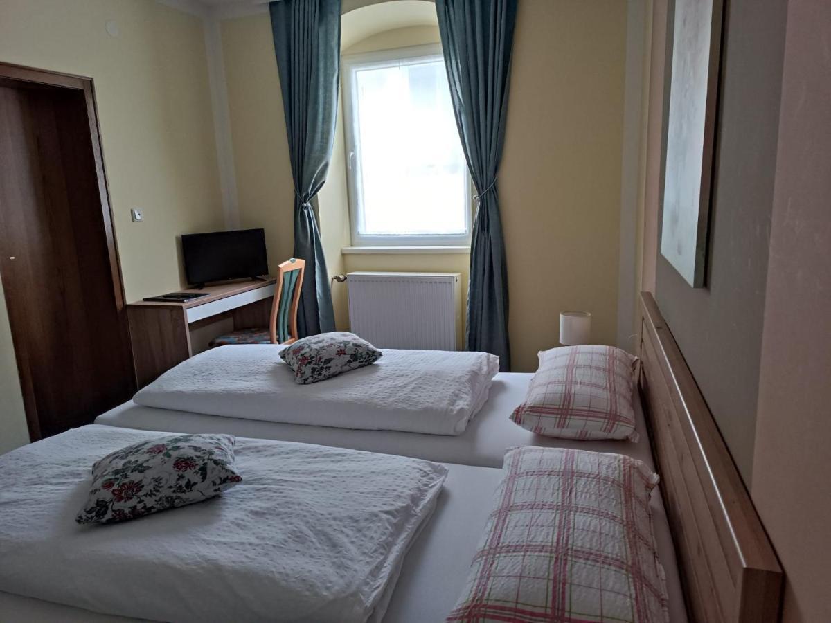 Garni Hotel Post Weißenstadt Εξωτερικό φωτογραφία